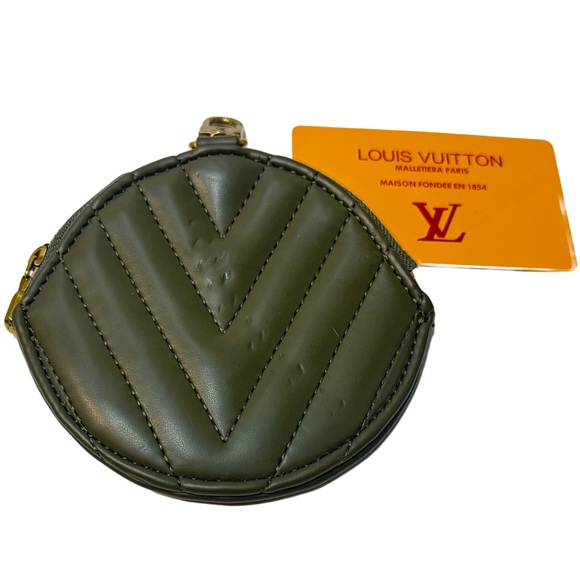 NWT Louis Vuitton Monogram Canvas Leather w/Gold Chain Buckles Snaps Coin Purse - Picture 11 of 14